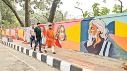 কৃষণ চন্দর, ঘৃণা ও দুধকলা দিয়ে পোষা কালসাপ