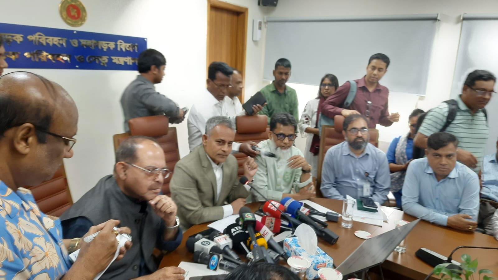 বাসের ভাড়া বাড়ল কিলোমিটারে ১১ পয়সা