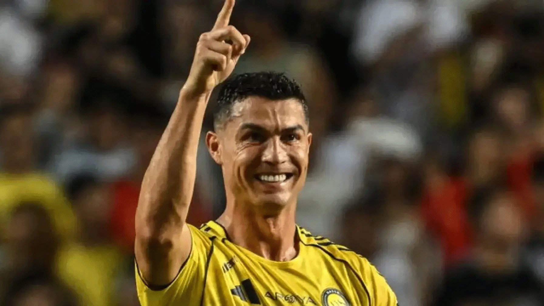 ত্রিশের পর ৫০০ গোল করে রোনালদোর অনন্য কীর্তি