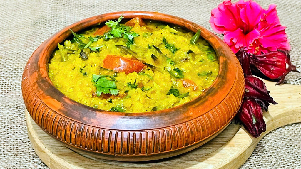 রোজেলার ঘন টক ডাল