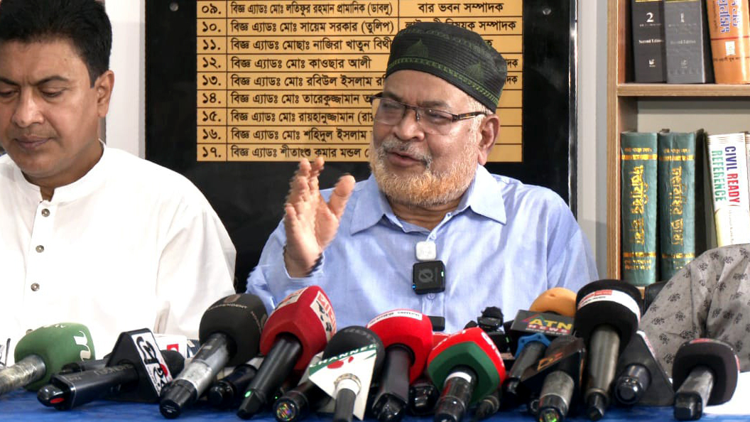 রংপুরে ৪ খুন: গ্রেপ্তারদের আইনি সহায়তা দেবে না আইনজীবী সমিতি