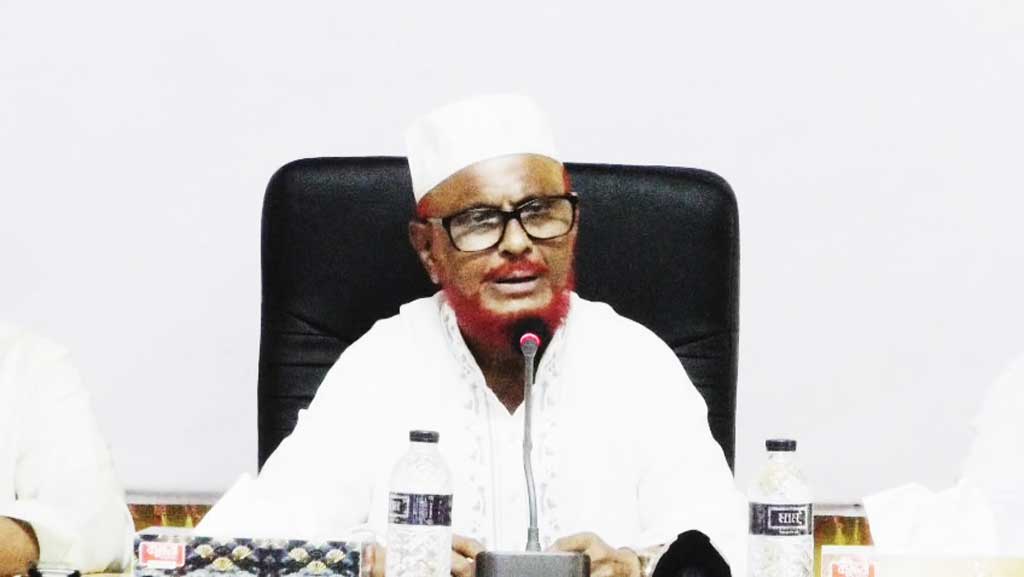 শেখ হাসিনাকে ফিরিয়ে এনে বিচারের মুখোমুখি করার দাবি এ টি এম আজহারুলের