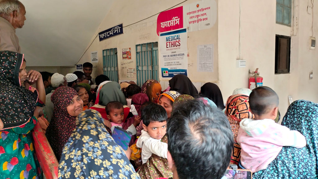 ‘সেবা বন্ধ থুইয়া মানুষোক জিম্মি করি আন্দোলন করেছে, গরিব মানুষ কোনঠে যাইবে’