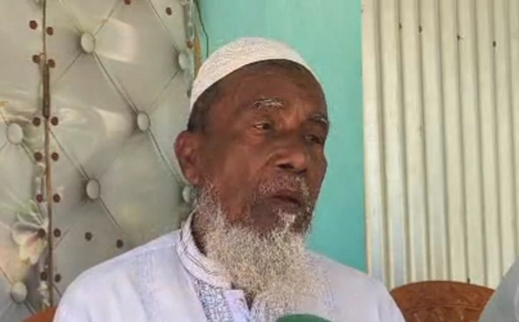 বাংলার মাটিতে এনে স্বৈরাচারী খুনি হাসিনাকে ফাঁসির কাষ্ঠে যেন ঝোলায়: আবু সাঈদের বাবা