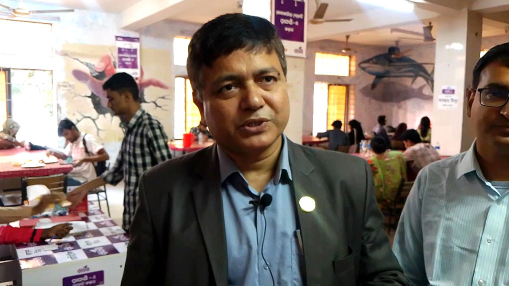 ক্যাফেটেরিয়ার খাবারের দাম কমবে, পরিমাণ বাড়বে: বেরোবি উপাচার্য