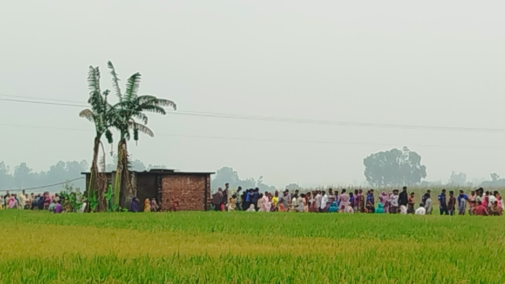পীরগঞ্জে সেচ ঘর থেকে পা বাঁধা কৃষকের রক্তাক্ত লাশ উদ্ধার