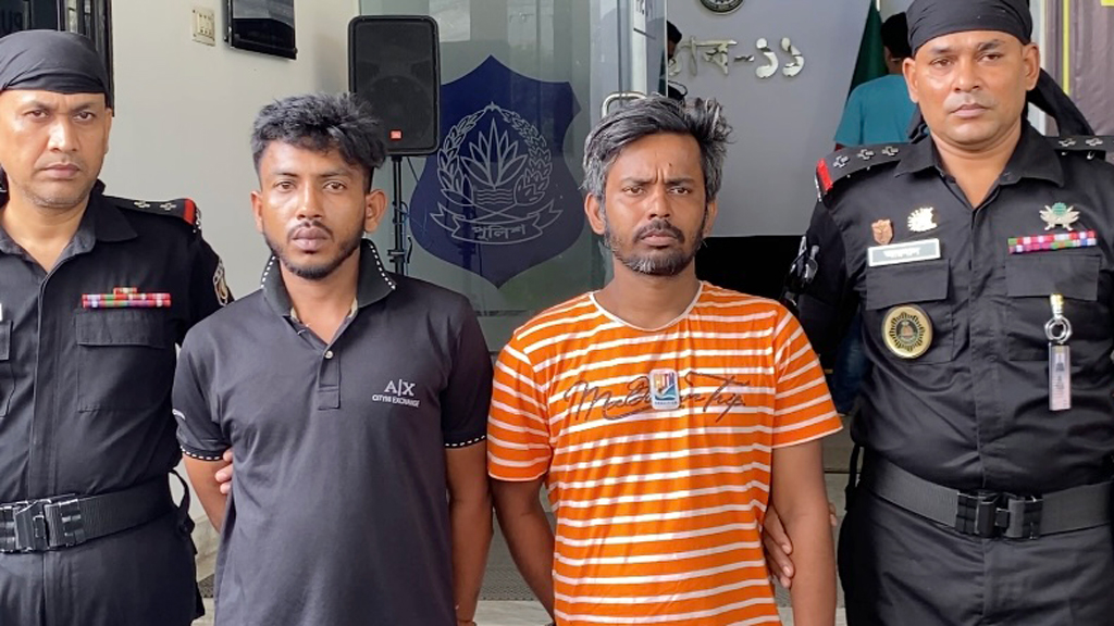 নারায়ণগঞ্জে কিশোর গ্যাংয়ের দুই সদস্য আটক