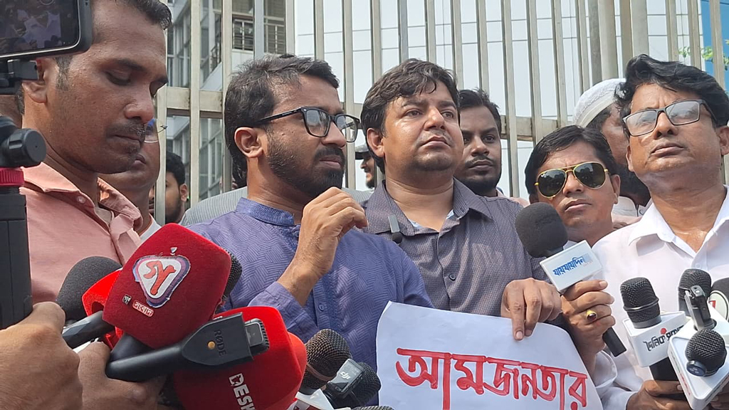 তারেকের দলকে নিবন্ধন দেওয়ার দাবি জানালেন গণঅধিকারের রাশেদ