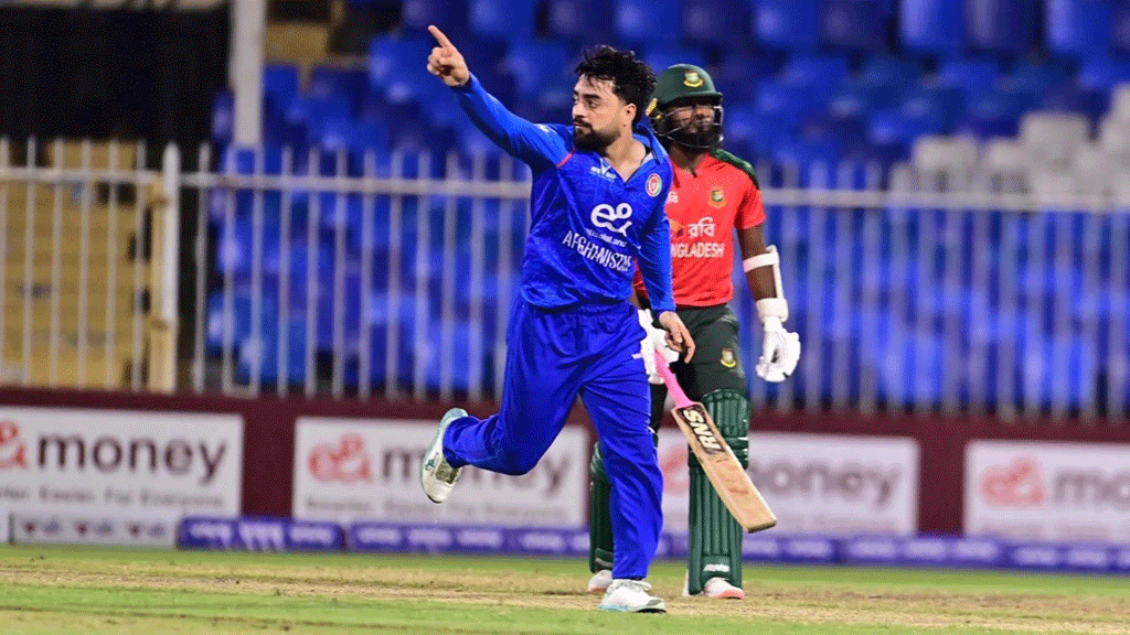 বাংলাদেশের কাছে হারের দায় নিচ্ছেন রশিদ খান
