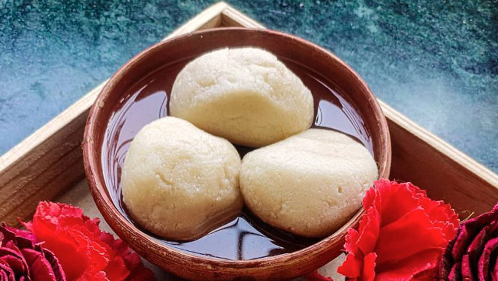 সহজে বাড়িতেই তৈরি করুন রসগোল্লা