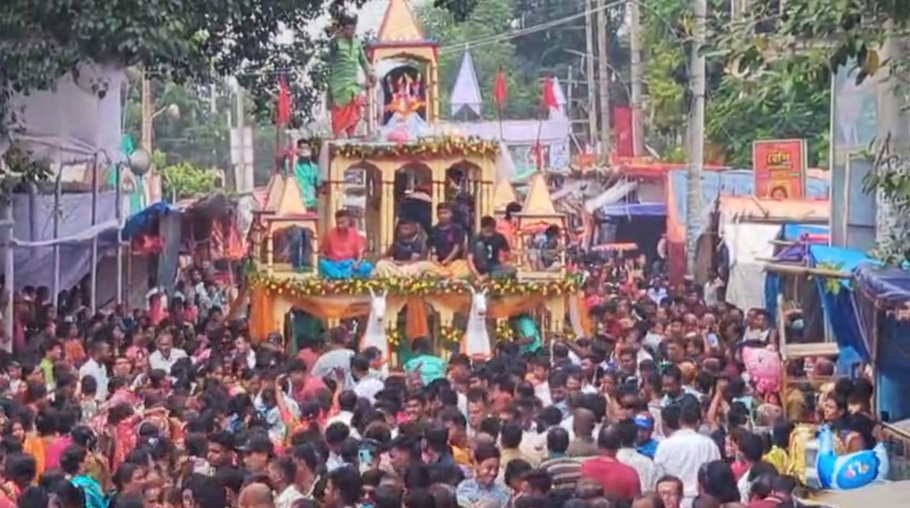 গাজীপুরে মাণিক্য মাধবের রথযাত্রা ও রথমেলা শুরু