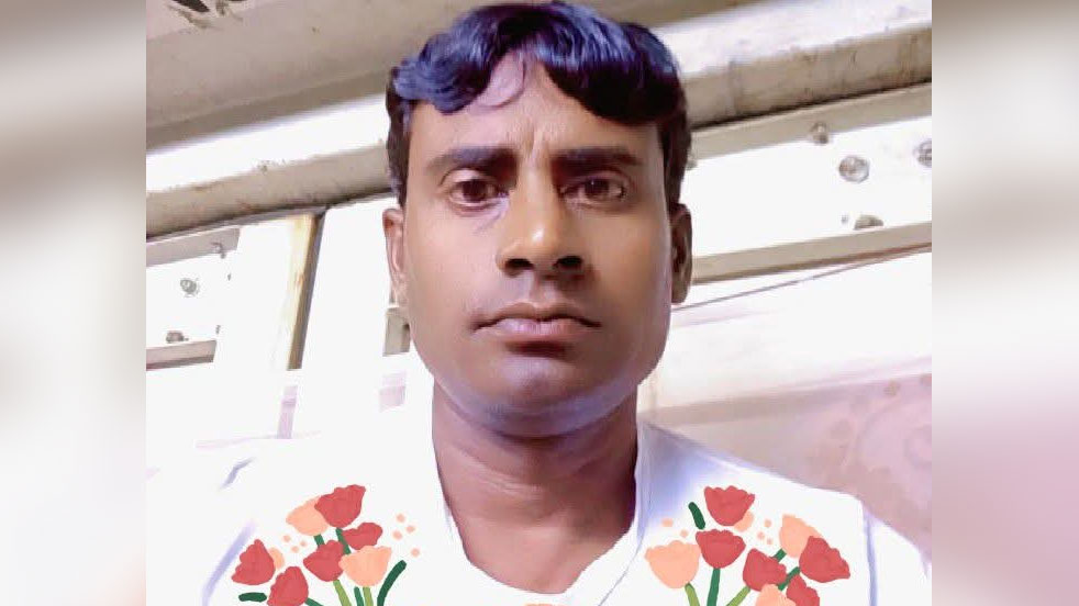 মালয়েশিয়ায় প্রবাসীর মৃত্যু, লাশের অপেক্ষায় স্ত্রী-সন্তান