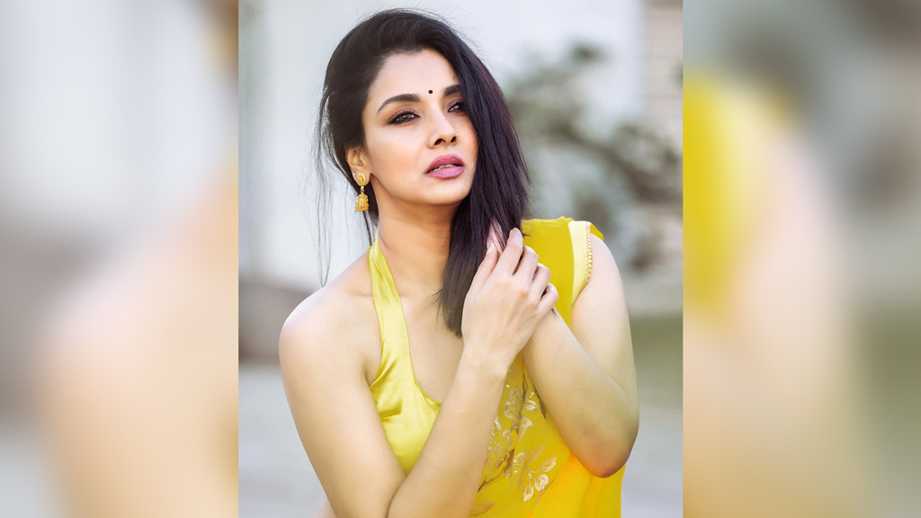 ঈদে রুনা খানের তিন ওয়েব কনটেন্ট