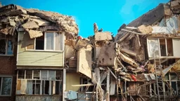 রাশিয়ার হামলায় ইউক্রেনে ৮ জনের মৃত্যু, ১০ লাখের বেশি মানুষ বিদ্যুৎবিচ্ছিন্ন