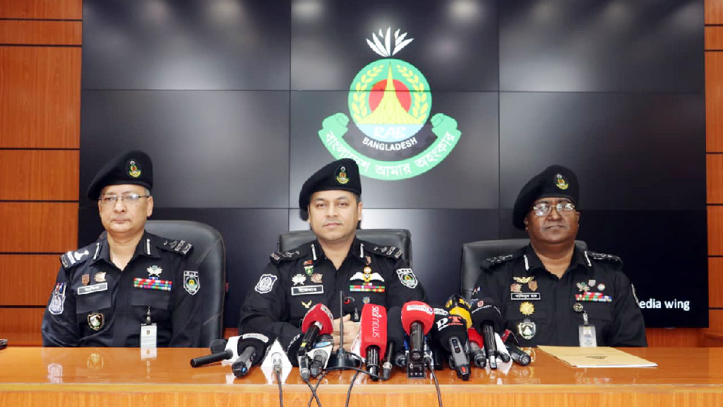 চরমপন্থীরা আবার অপরাধমূলক কাজে জড়িয়ে পড়ছে: র‍্যাব