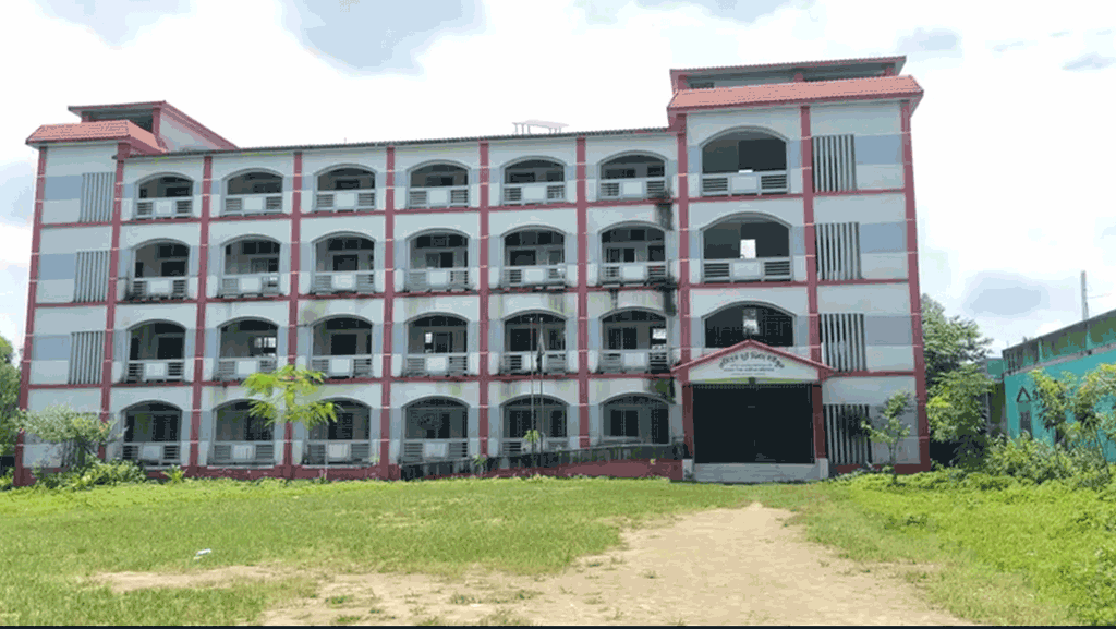রায়পুরায় এক শিক্ষকের বিদ্যালয়, না পড়িয়েই বেতন নেন ৭ শিক্ষক