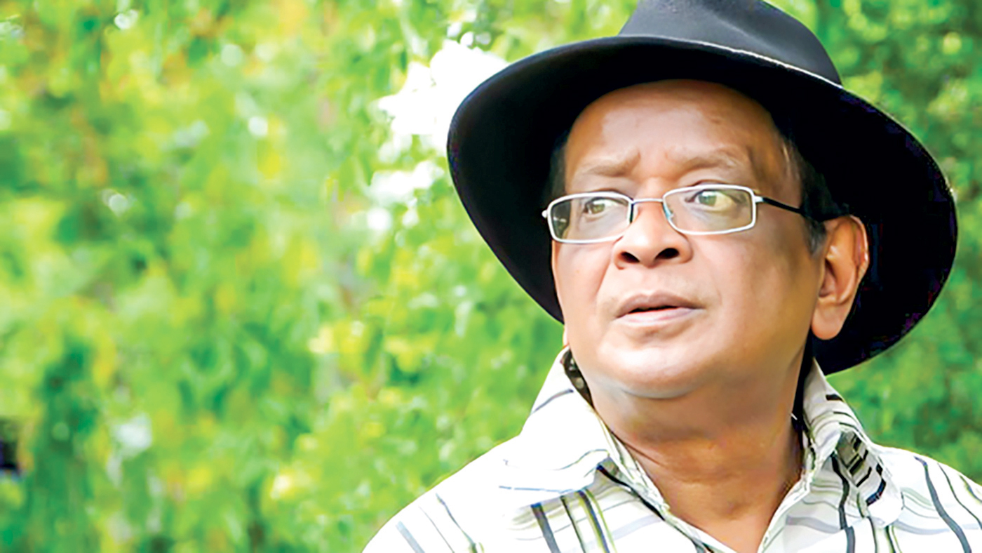 আজ শিল্পকলা একাডেমিতে হ‌ুমায়ূন আহমেদ স্মরণ