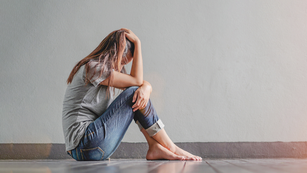 ক্রমাগত নেতিবাচক চিন্তা ও মন খারাপ বিষণ্নতার কারণ