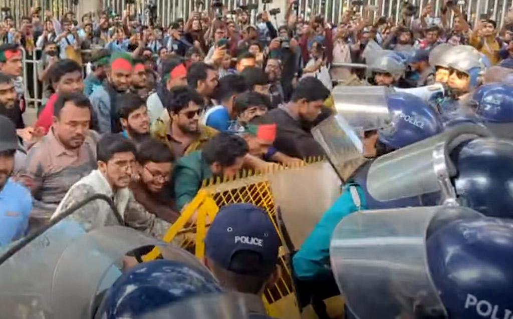 সাদিক কায়েমের নেতৃত্বে স্বরাষ্ট্র উপদেষ্টার কার্যালয় ঘেরা কর্মসূচিতে পুলিশের বাধা