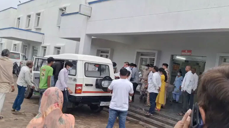 ভারতে বিষাক্ত মদ পানে অন্তত ১২ জনের মৃত্যু, রাজ্যজুড়ে সতর্কতা
