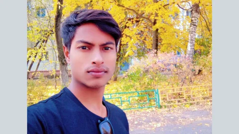 রাশিয়া থেকে বোনের ফোনে বার্তা, ‘সাগর আর নেই’, ৪-৫ মাস ধরে নিখোঁজ কুমিল্লার তরুণ