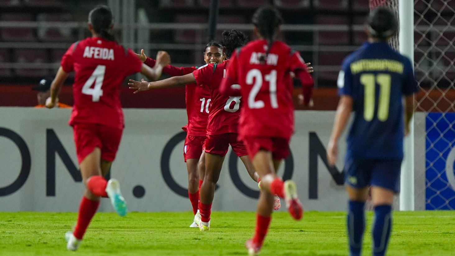 এশিয়ান কাপে সাগরিকার ইতিহাস, থাইল্যান্ডের বিপক্ষে এগিয়ে বাংলাদেশ