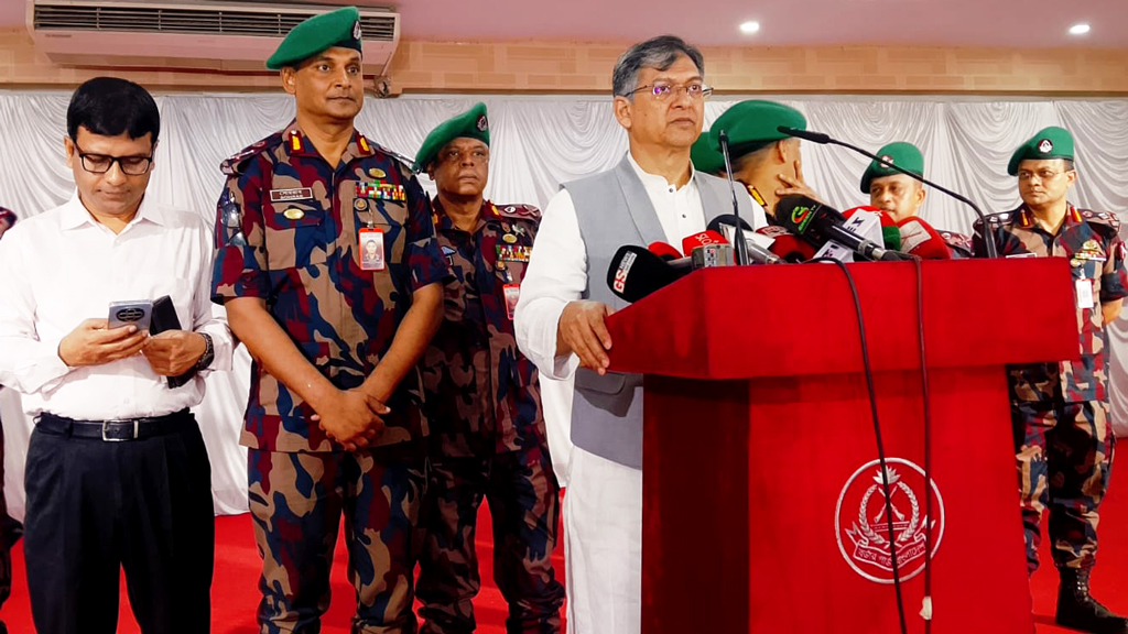 মিয়ানমার সীমান্তে ১০৯ কিমি বেড়া নির্মাণের কথা ভাবছে সরকার, জানালেন স্বরাষ্ট্রমন্ত্রী