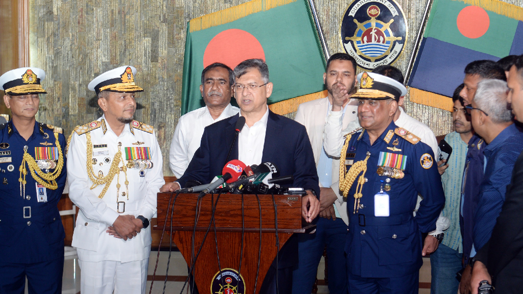 জঙ্গি শব্দটা রিকগনাইজ করি না, কিছু এক্সট্রিমিস্ট গ্রুপ সব দেশেই থাকে: স্বরাষ্ট্রমন্ত্রী