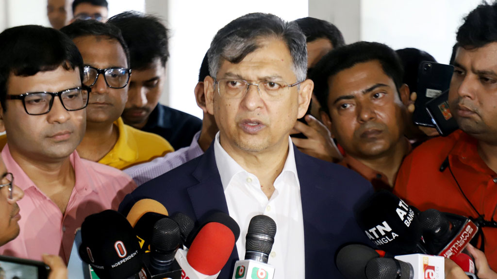 বেনজীরের কাছে অন্য দেশের পাসপোর্ট থাকতে পারে: স্বরাষ্ট্রমন্ত্রী