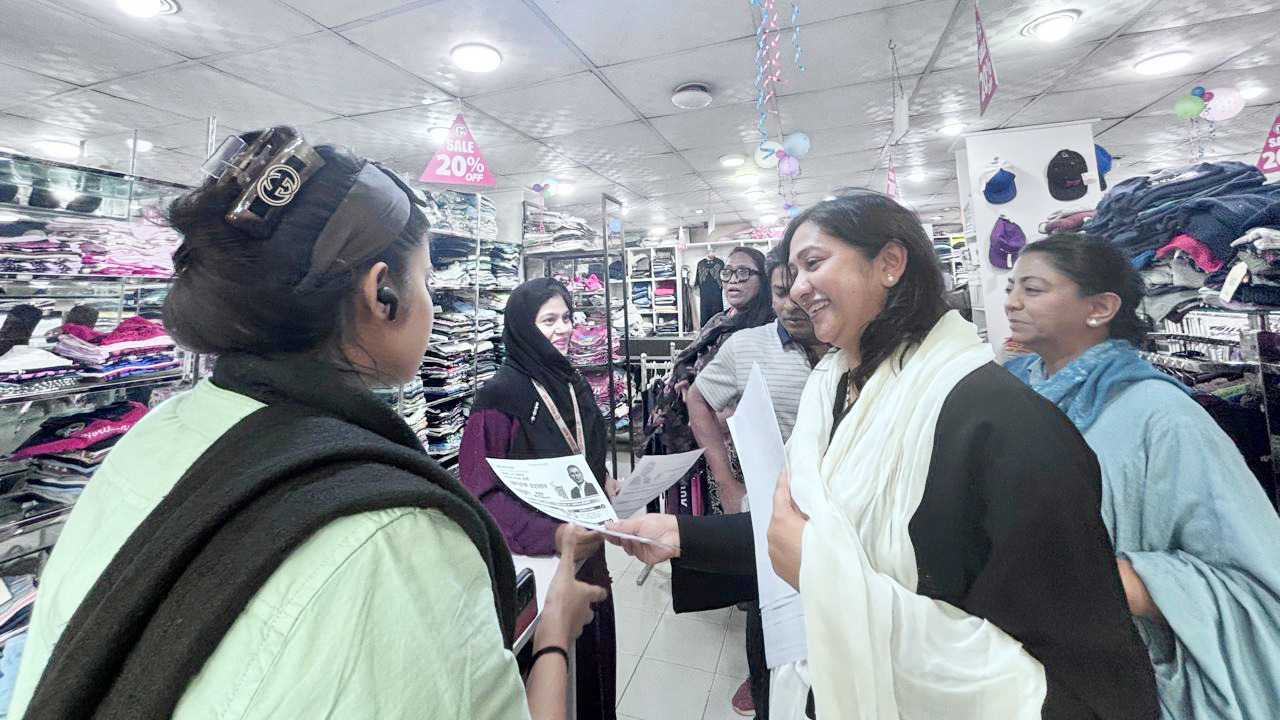 তারেক রহমানের নির্বাচনী প্রচারে কোকোর স্ত্রী শামিলা