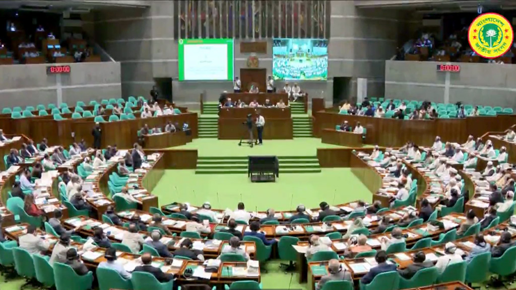 ত্রয়োদশ সংসদের দ্বিতীয় দিনের বৈঠক: প্রশ্নোত্তর পর্ব শেষে চলছে ‘জুলাই সনদ’ নিয়ে আলোচনা