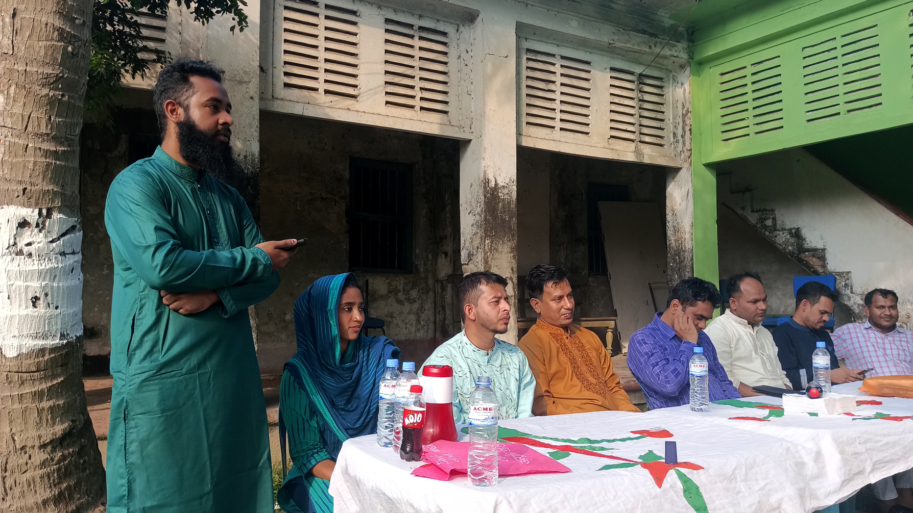 ‘শামসুর রাহমান নাগরিক কবি হলেও তাঁর মধ্যে ছিল শেকড়ের টান’