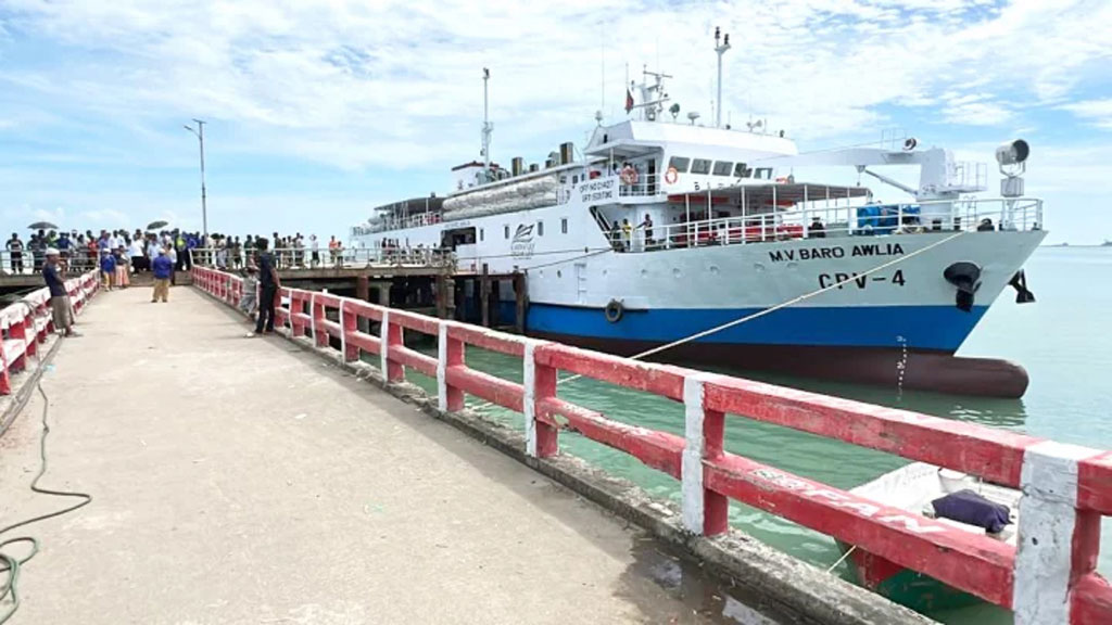 পর্যটন শুরু কাল: সেন্ট মার্টিনে জাহাজ চালাবেন না মালিকেরা
