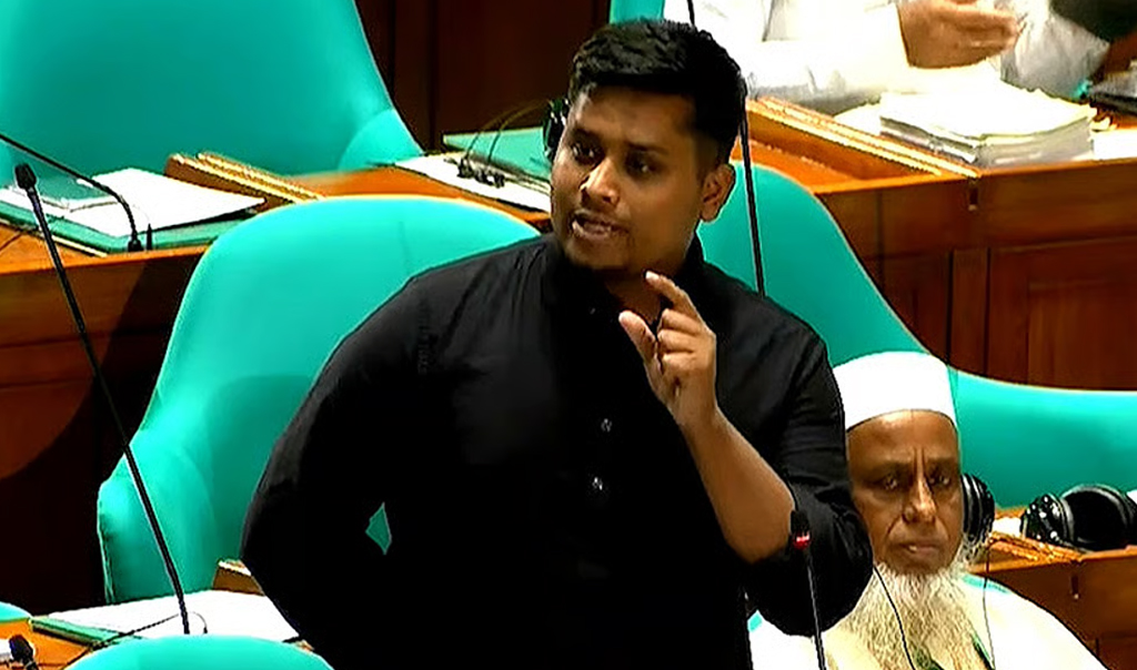 মিম শেয়ার করার মধ্যে যৌন নির্যাতন কোথায়—সংসদে প্রশ্ন হাসনাতের