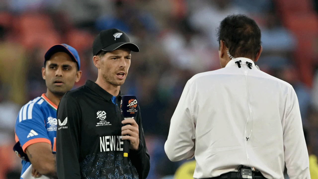 ফাইনালে ভারতকে ব্যাটিংয়ে পাঠাল নিউজিল্যান্ড