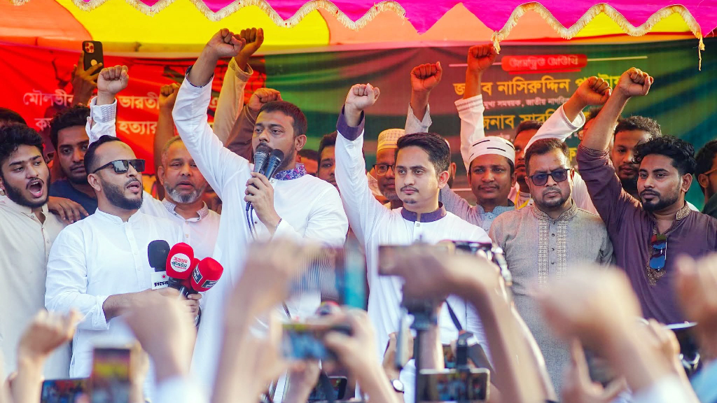 ভারতকে বিচারের মুখোমুখি করতেই হবে: কুলাউড়ায় নাসীরুদ্দীন ও সারজিস