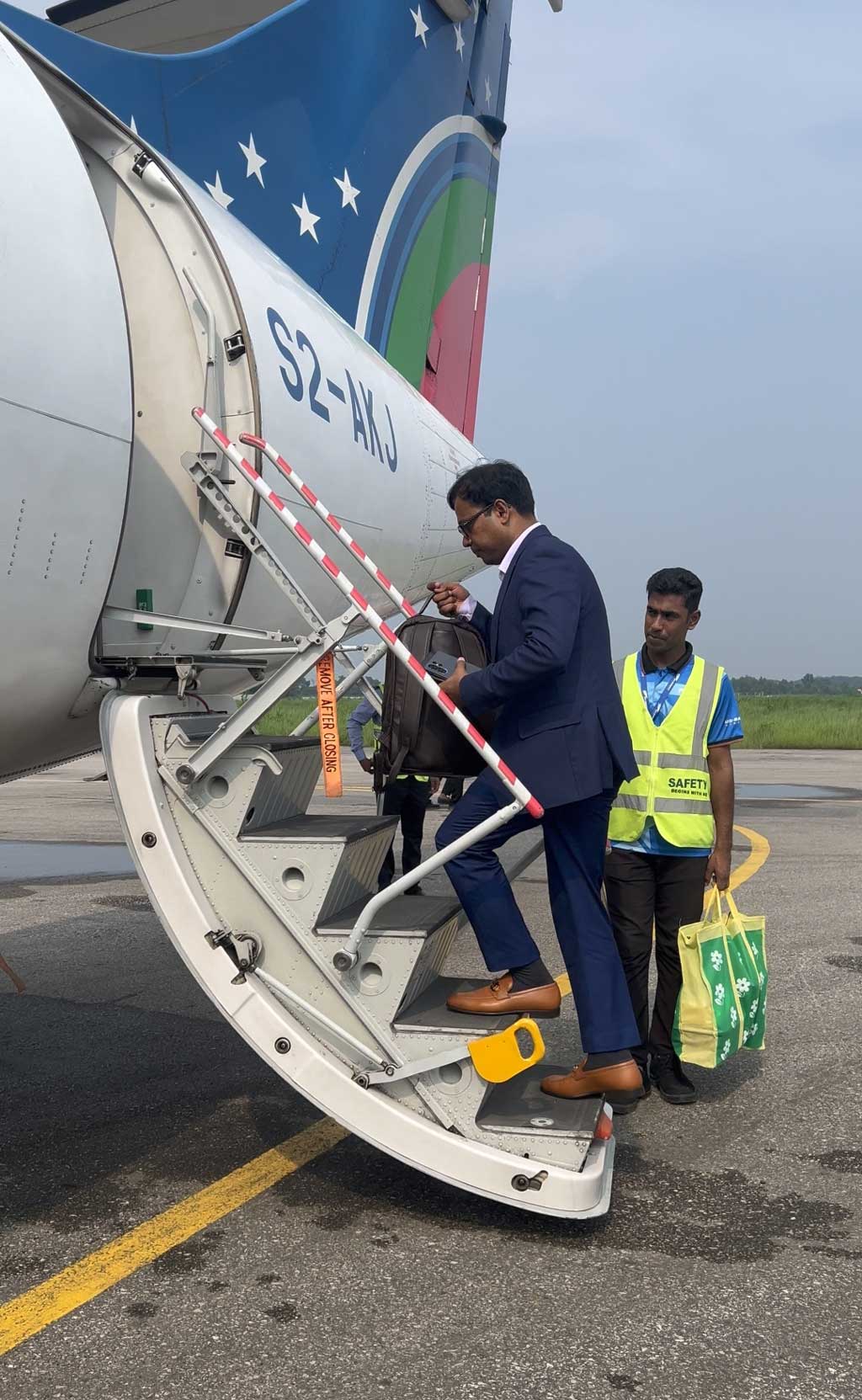 সিলেট ছাড়লেন ডিসি সারওয়ার আলম, ফেসবুকে লিখলেন—   ‘ভালো থাকুন সিলেটবাসী’
