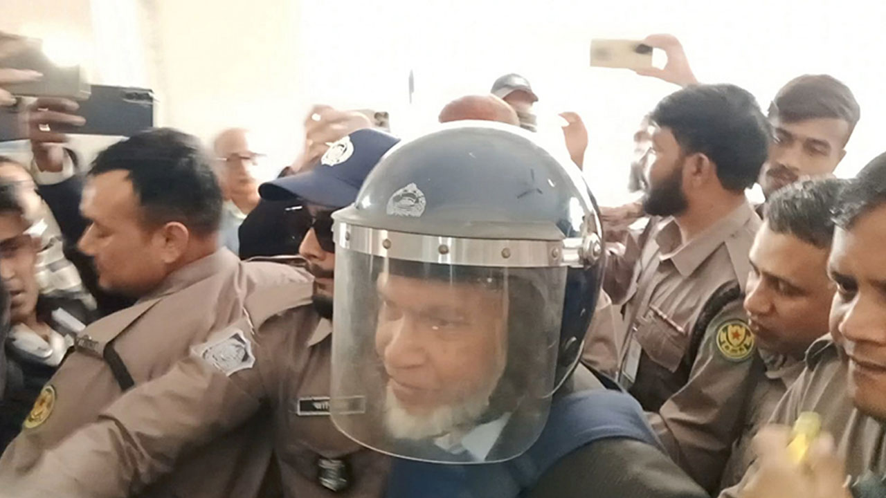 জামায়াত আমিরের এক্স অ্যাকাউন্ট হ্যাক: বঙ্গভবনের সেই কর্মকর্তার জামিন