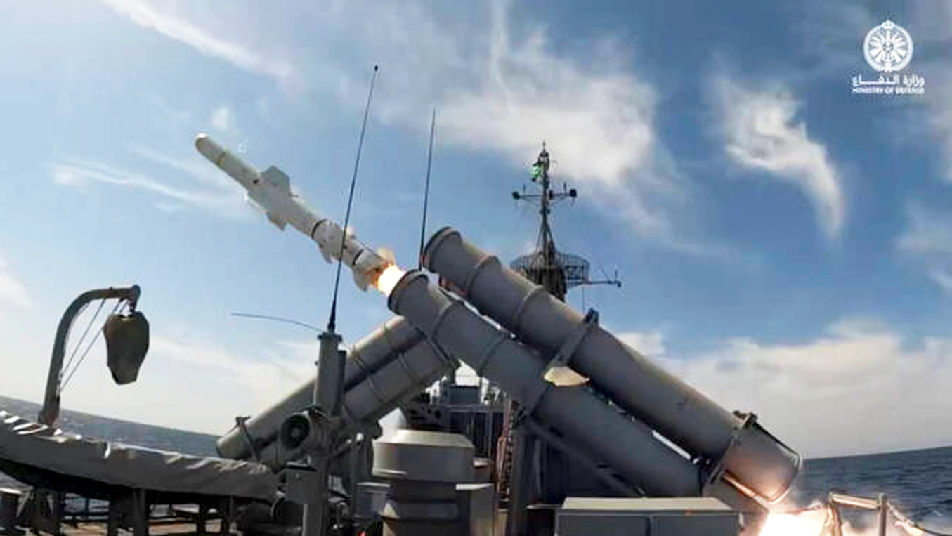 ‘দৈনিক ৫০টি ক্ষেপণাস্ত্র-ড্রোন হামলার’ অভিযোগে ইরানি কূটনীতিকদের বহিষ্কার করল সৌদি আরব