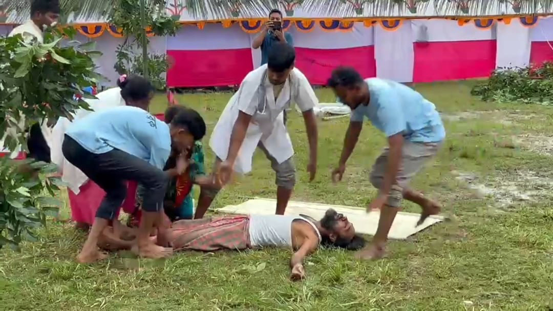 শিবচরে ‘পদ্মা পাড়ের জীবনযুদ্ধ’ শীর্ষক বন্যা ও দুর্যোগ মোকাবিলা মাঠ মহড়া