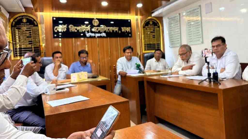 ব্যারিস্টার তুরিন আফেরোজের বিরুদ্ধে বাড়ি দখলের অভিযোগে ভাইয়ের সংবাদ সম্মেলন