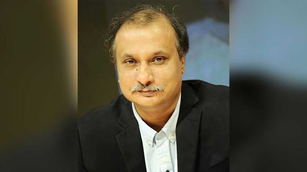 স্ত্রী-সন্তানসহ সাংবাদিক মোজাম্মেল বাবুর ১১ ব্যাংক হিসাব অবরুদ্ধের নির্দেশ