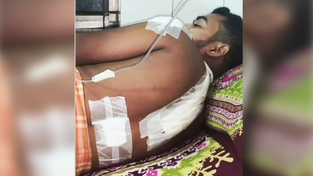 ফরিদপুরে খবর সংগ্রহে গিয়ে ছিনতাইকারীর হামলায় আহত সাংবাদিক