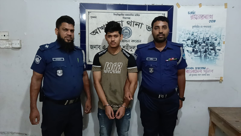 যৌতুকের দাবিতে স্ত্রীকে নির্যাতন ও চুল কেটে দেওয়ার ঘটনায় স্বামী গ্রেপ্তার