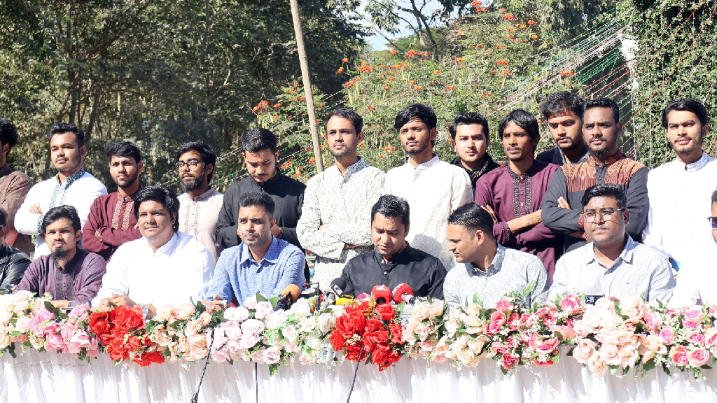 চবি উপ-উপাচার্যের পদে থাকার নৈতিক অধিকার নেই: নাছির উদ্দীন