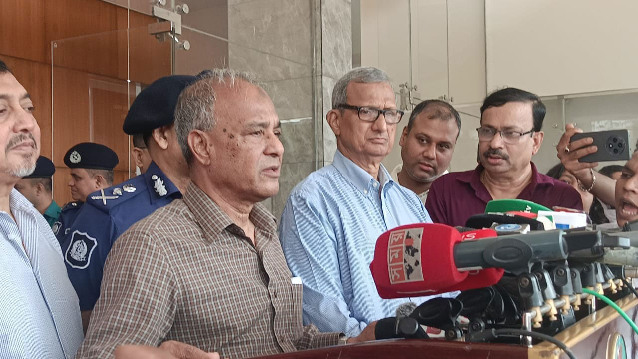 ‎দেশের আইনশৃঙ্খলা পরিস্থিতি কিছুটা খারাপ হয়েছে: স্বরাষ্ট্র উপদেষ্টা