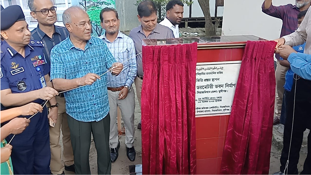 বর্তমান আইনশৃঙ্খলা পরিস্থিতি সন্তোষজনক, সুষ্ঠুভাবে নির্বাচন সম্ভব: স্বরাষ্ট্র উপদেষ্টা