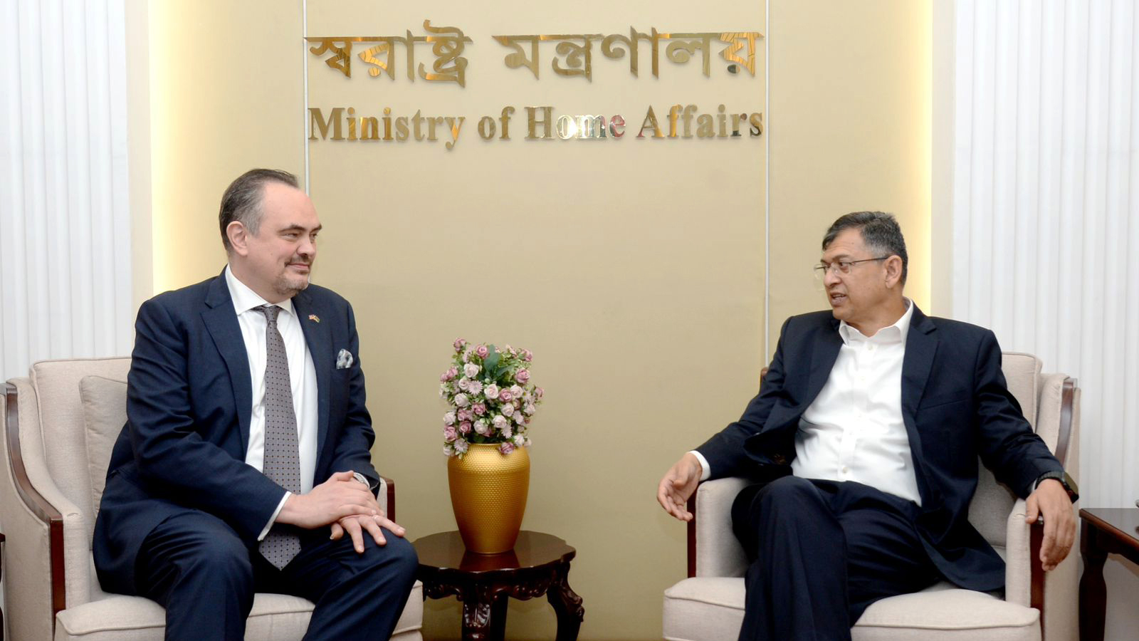 ঢাকায় মার্কিন দূতাবাসসহ কূটনৈতিক এলাকায় নিরাপত্তা জোরদার