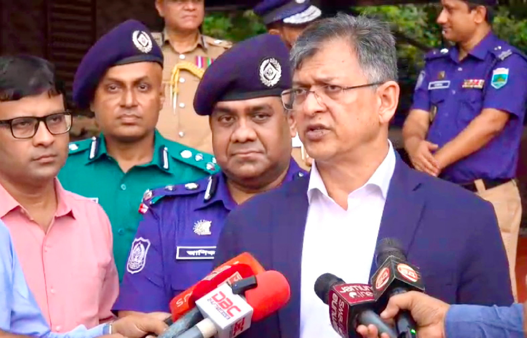 দুবাইয়ে বেনজীর আহমেদের জামিন বাতিলের চেষ্টা চলছে: স্বরাষ্ট্রমন্ত্রী