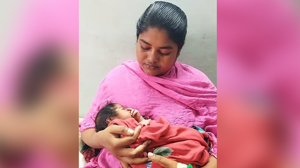 কুমিরে আক্রমণে নিহত সুব্রতের স্ত্রী চান না, তাঁর একমাত্র সন্তান বাপ-দাদার পেশায় আসুক